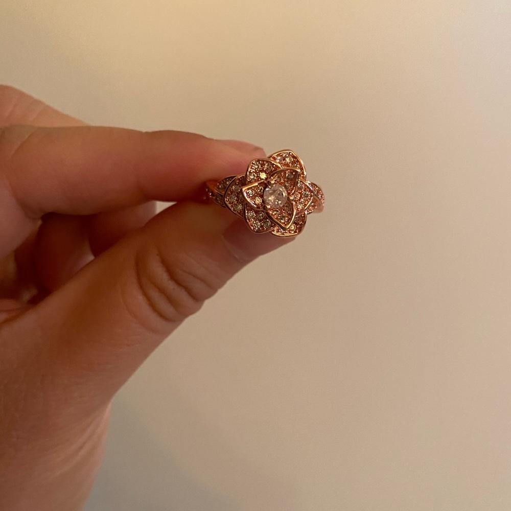 Floral Diamond Ring - Picture 2 of 2